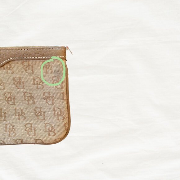 Dooney & Bourke Logo Zip Pouch Tan Canvas | Y2K Revival - Picture 2 of 2